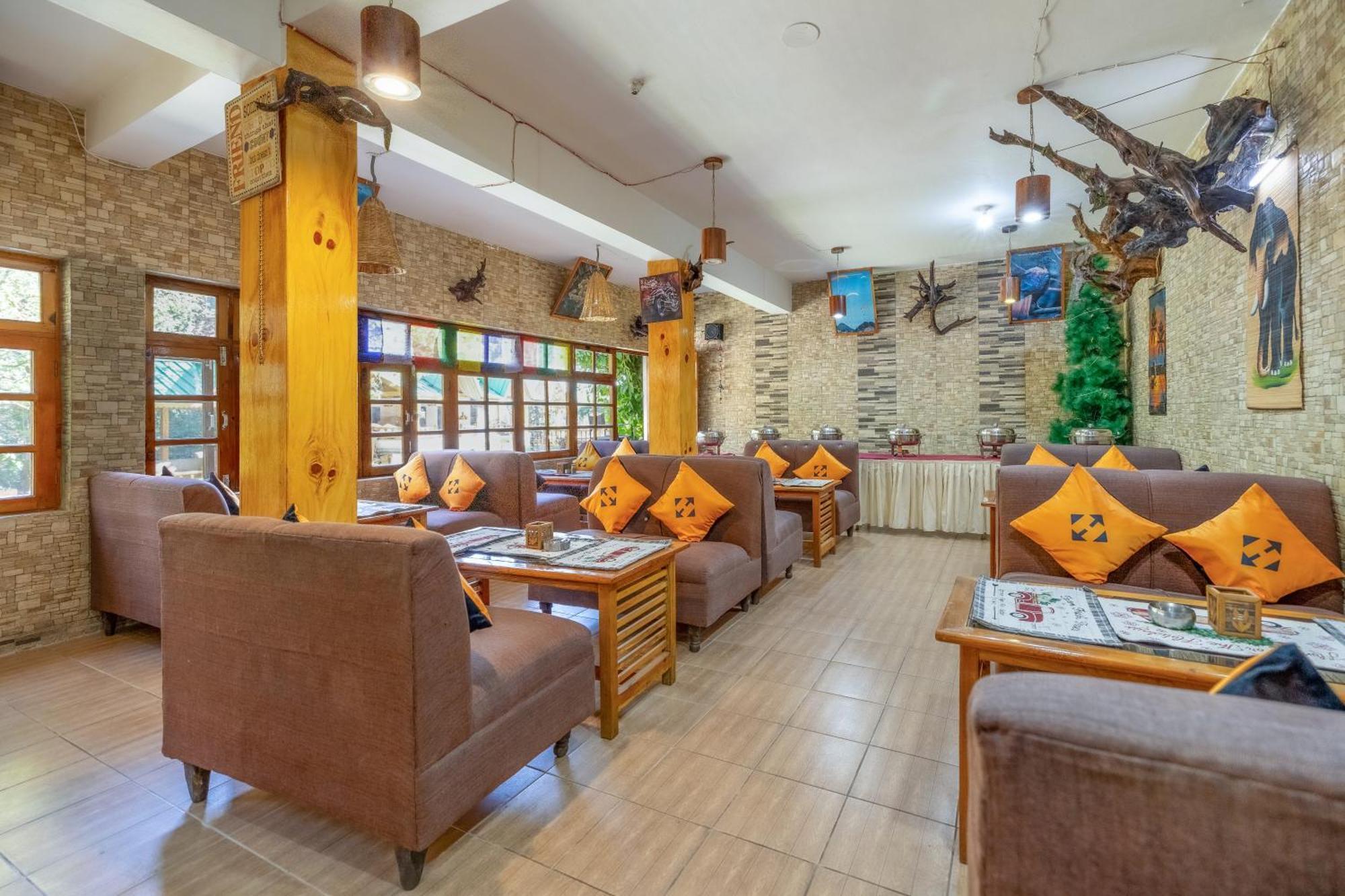 Отель Hide-In Old Manali Экстерьер фото