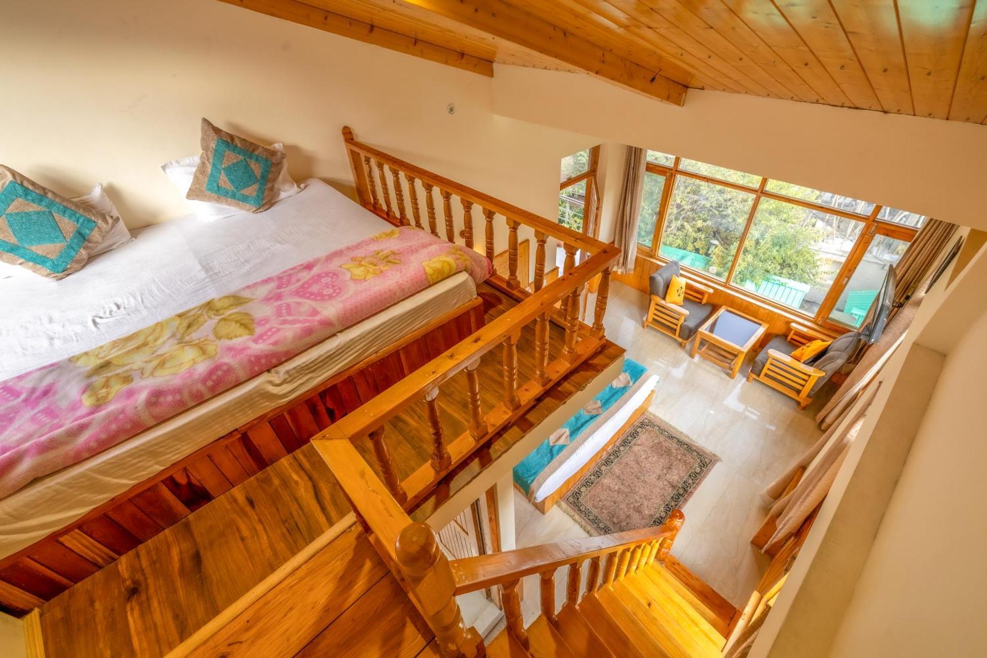 Отель Hide-In Old Manali Экстерьер фото