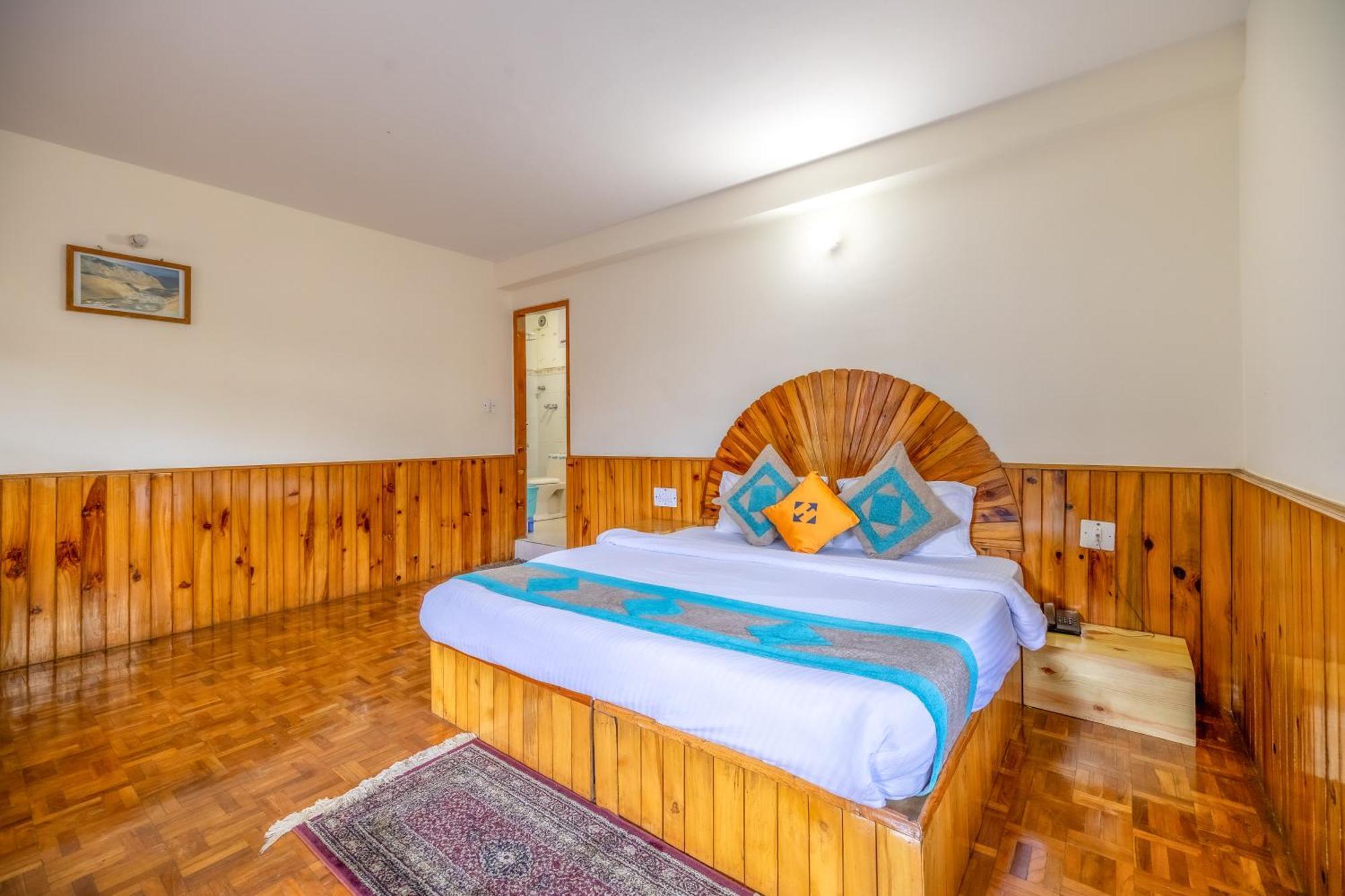 Отель Hide-In Old Manali Экстерьер фото