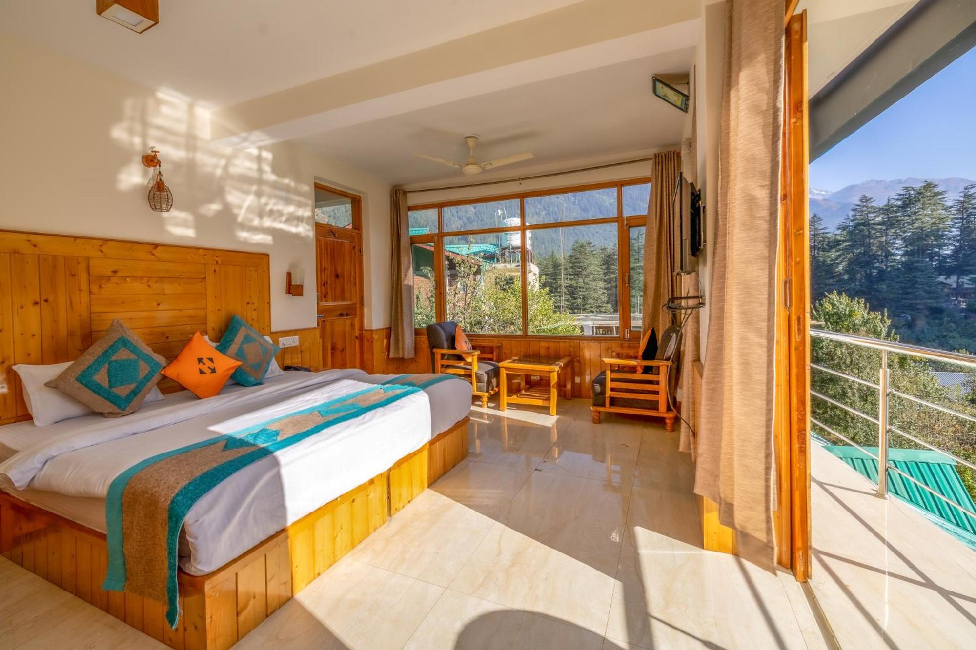 Отель Hide-In Old Manali Экстерьер фото