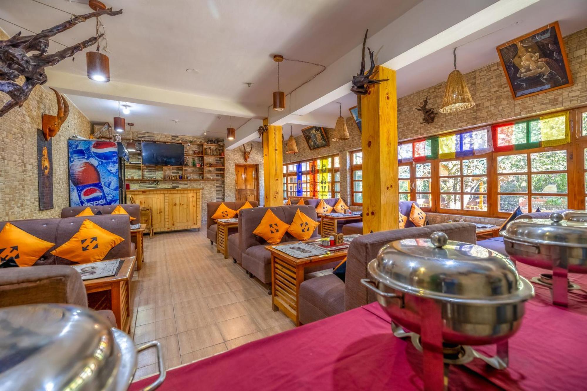 Отель Hide-In Old Manali Экстерьер фото