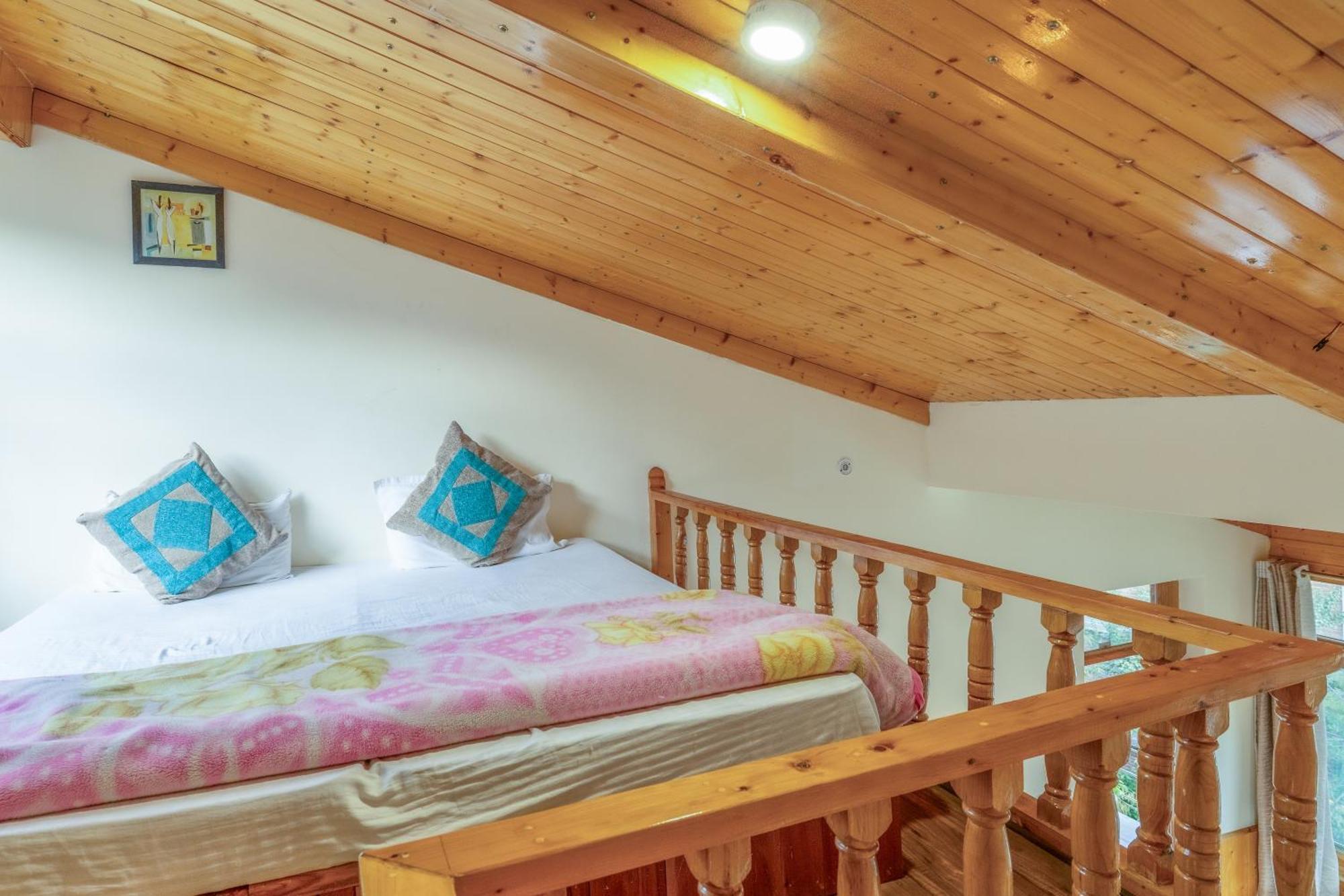 Отель Hide-In Old Manali Экстерьер фото