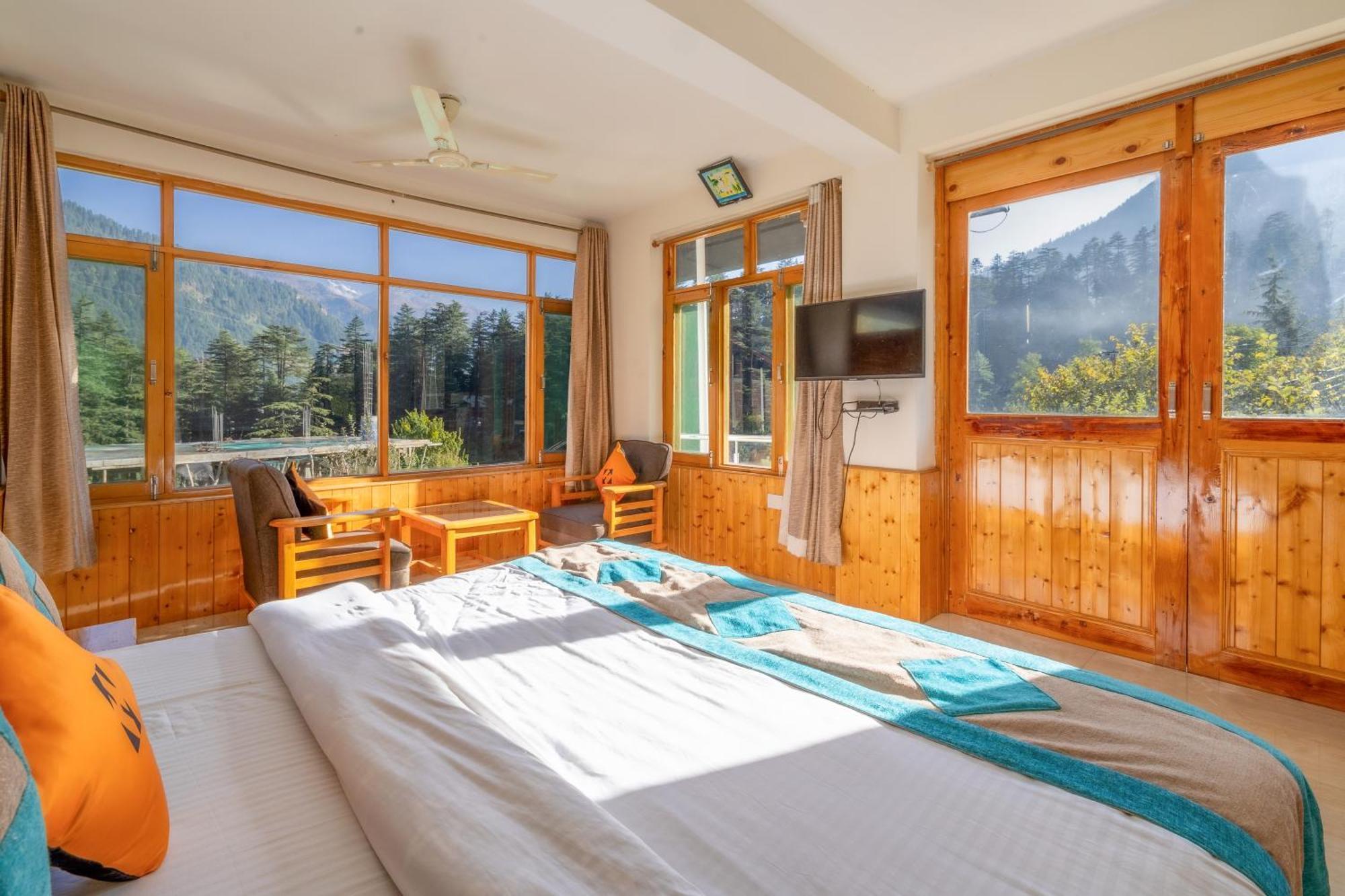 Отель Hide-In Old Manali Экстерьер фото